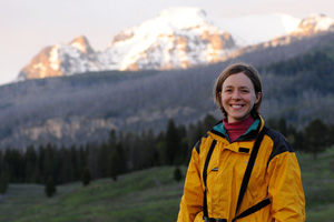 Emily Almberg: Yellowstone Wolf: Project Citizen Science